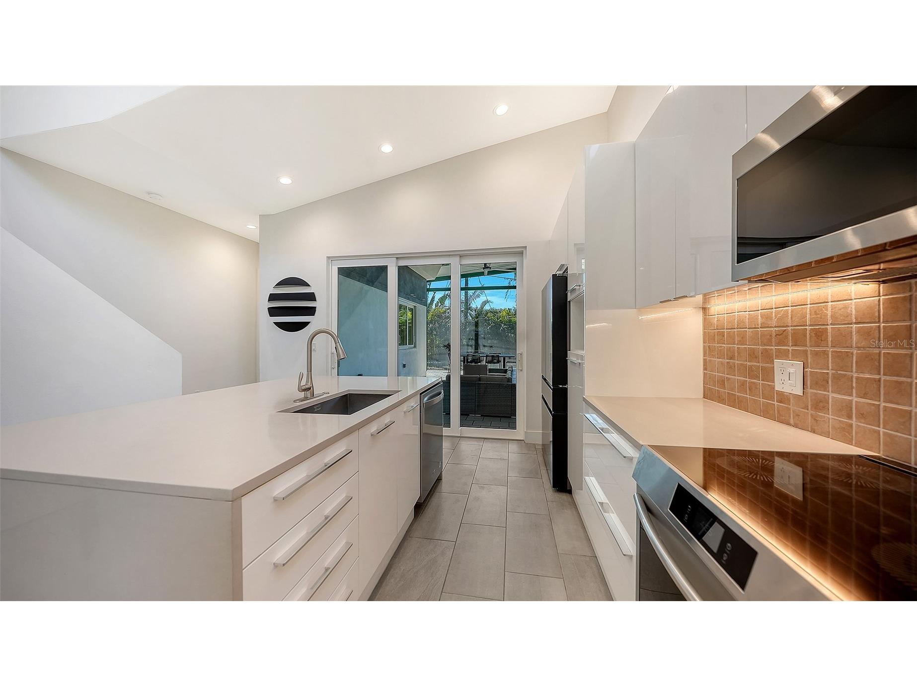 2254 Hawthorne Street Sarasota FL 34239 A4672184 image22