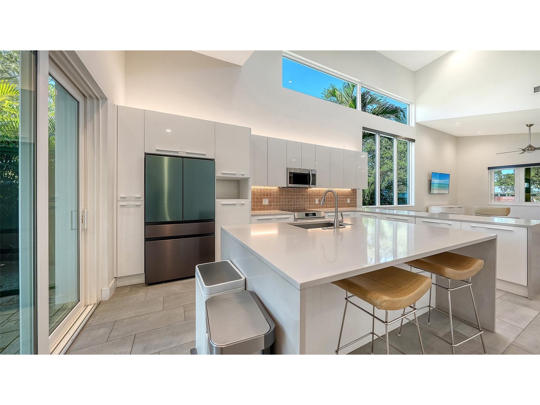 2254 Hawthorne Street Sarasota FL 34239 A4672184 image24