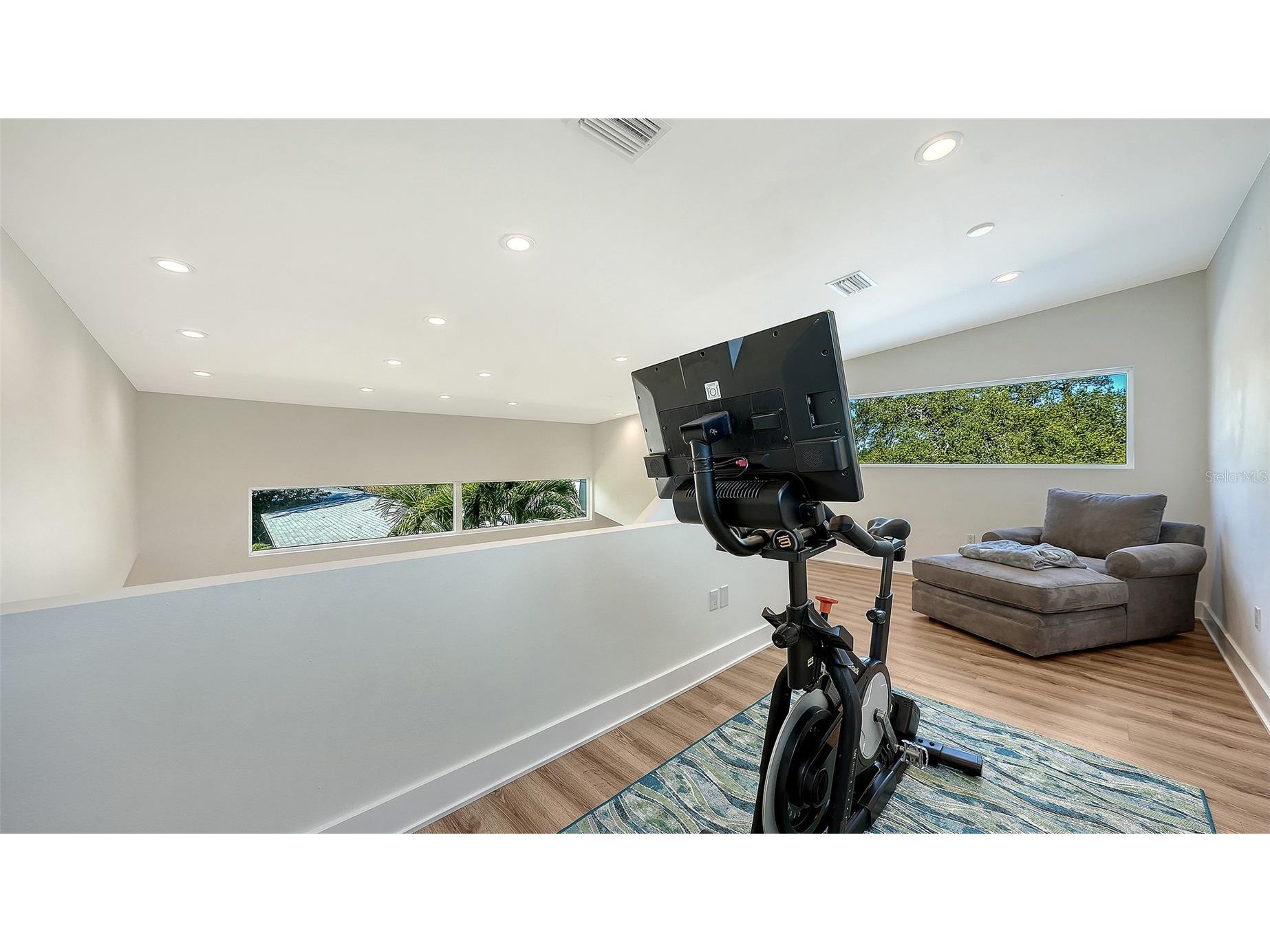 2254 Hawthorne Street Sarasota FL 34239 A4672184 image49