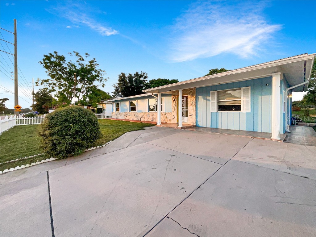 2254 Howland Boulevard Deltona FL 32738 O6234153 image1