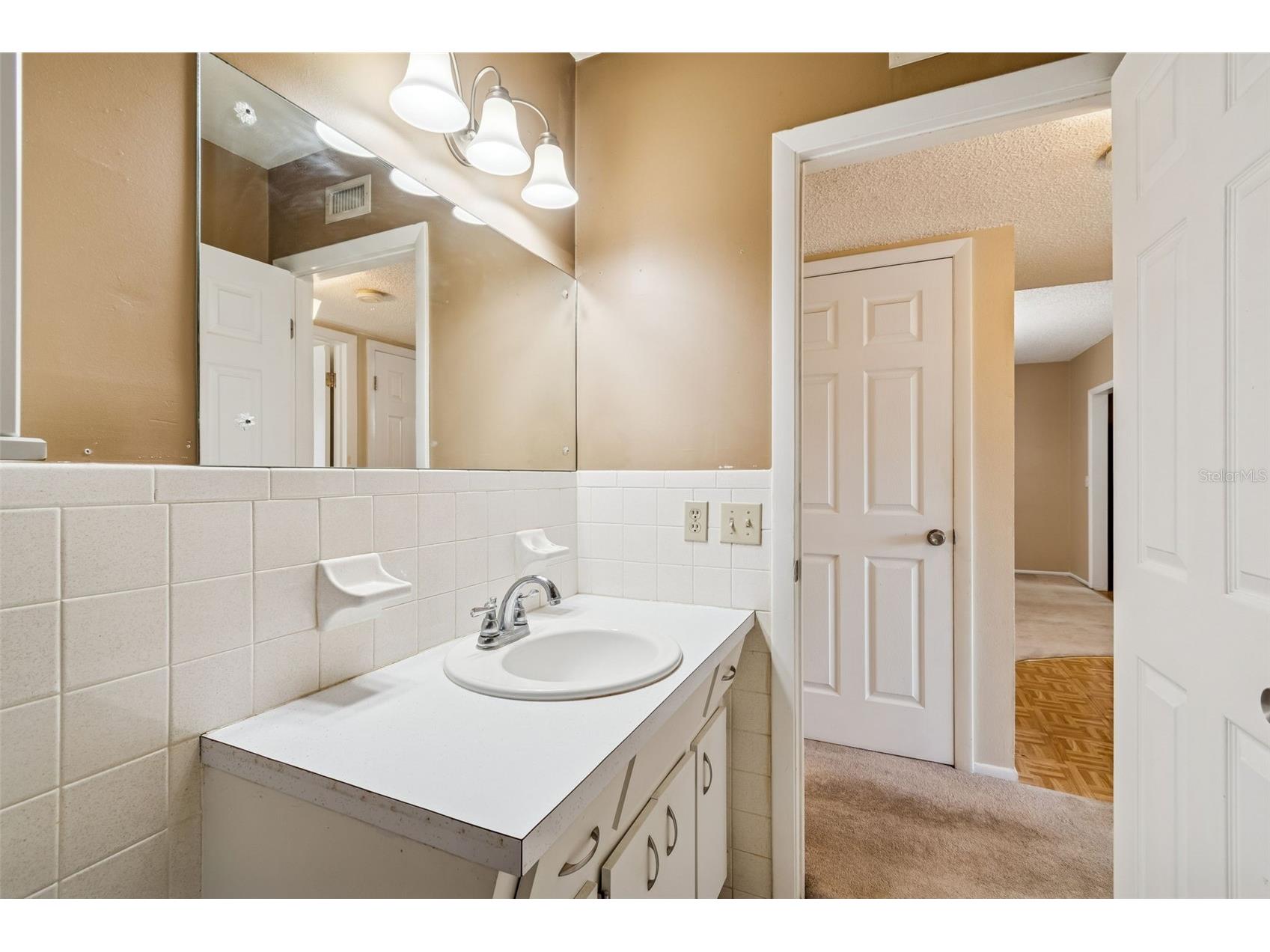 2254 Norwegian Drive #28 Clearwater FL 33763 TB8474086 image35