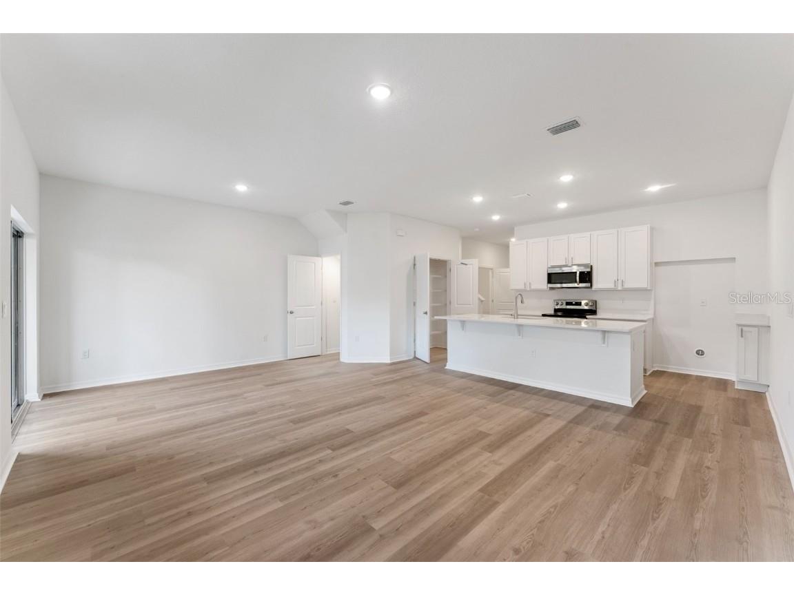 2254 Red Pine Court Eustis FL 32726 W7881394 image6