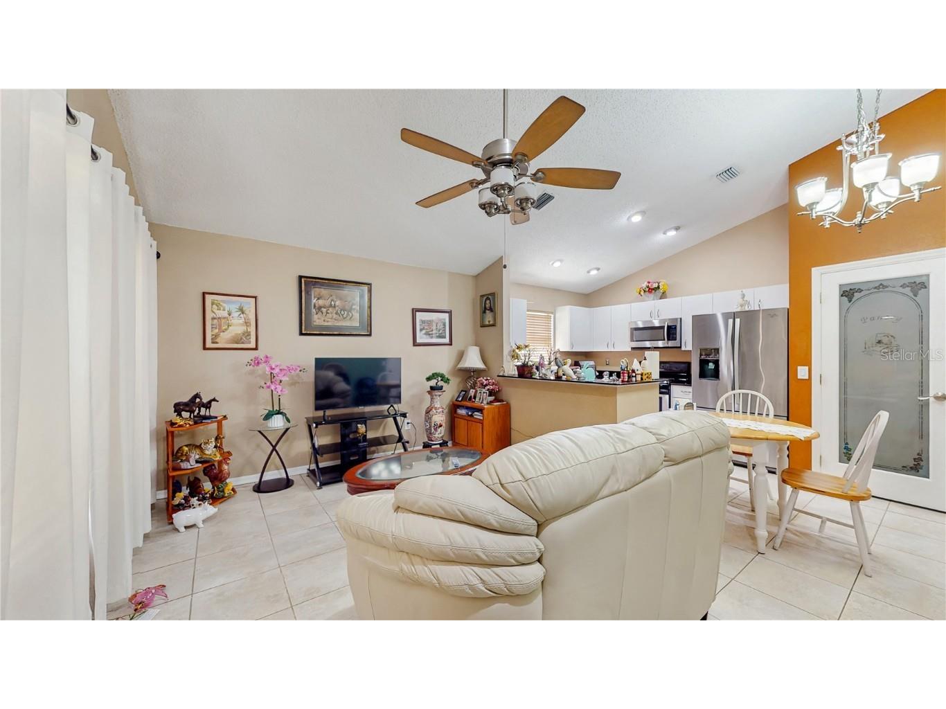 22543 Saint Thomas Circle Lutz FL 33549 TB8448225 image4