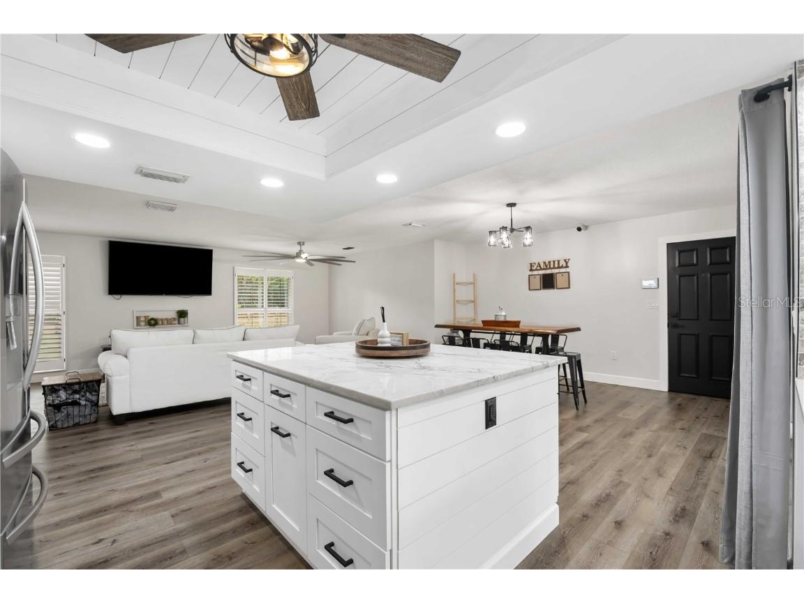 2255 61st Street Sarasota FL 34243 A4654203 image16