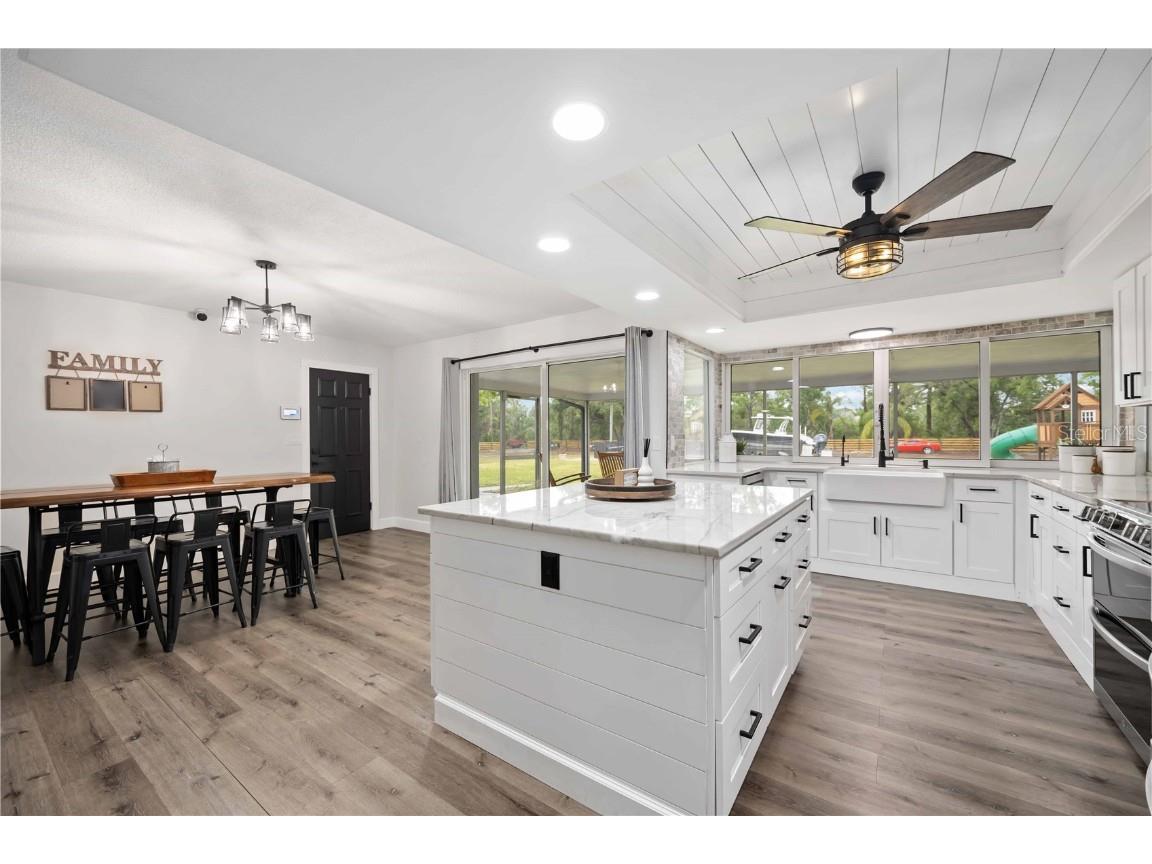 2255 61st Street Sarasota FL 34243 A4654203 image17