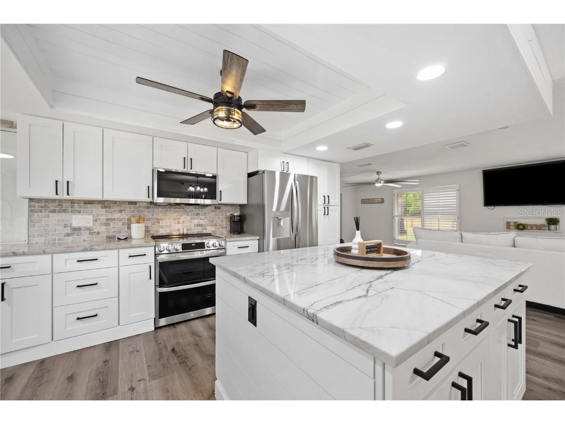 2255 61st Street Sarasota FL 34243 A4654203 image18