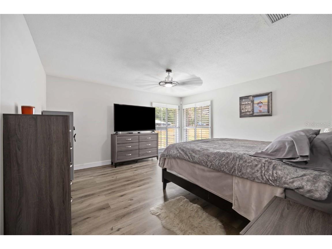 2255 61st Street Sarasota FL 34243 A4654203 image20