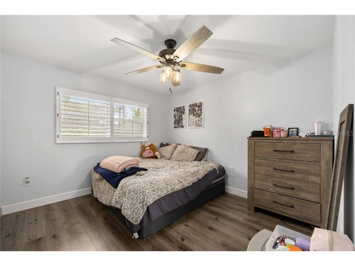 2255 61st Street Sarasota FL 34243 A4654203 image23