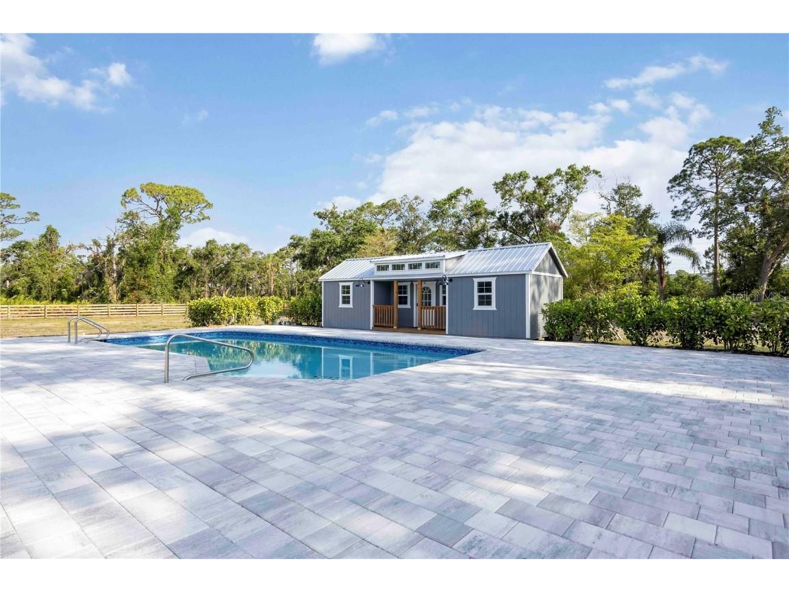 2255 61st Street Sarasota FL 34243 A4654203 image35