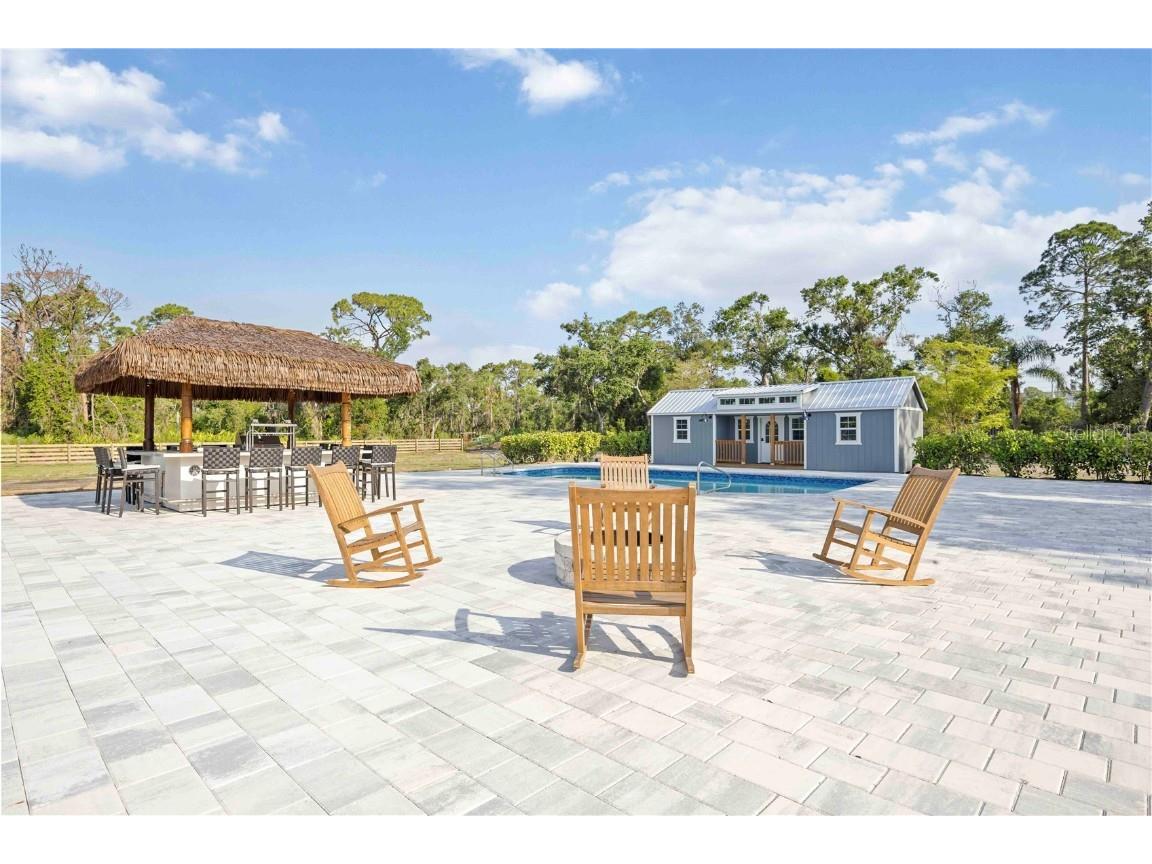 2255 61st Street Sarasota FL 34243 A4654203 image37