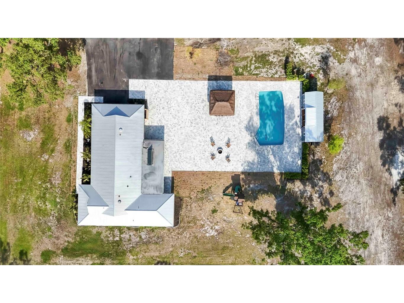 2255 61st Street Sarasota FL 34243 A4654203 image43