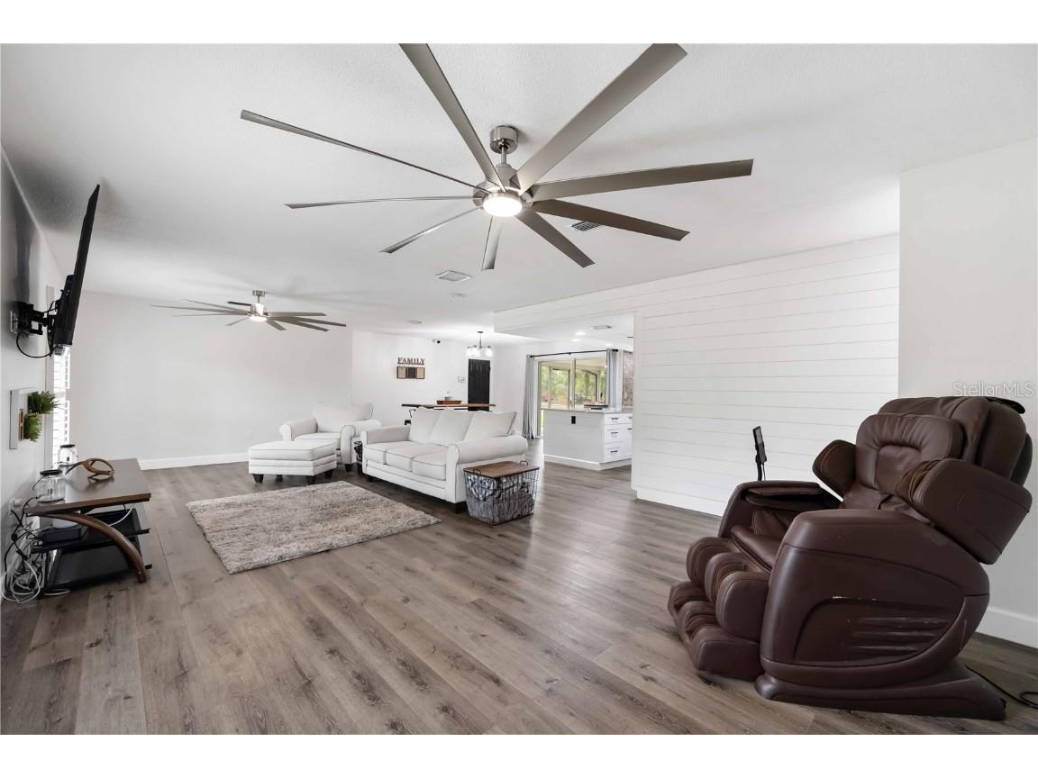 2255 61st Street Sarasota FL 34243 A4654203 image6