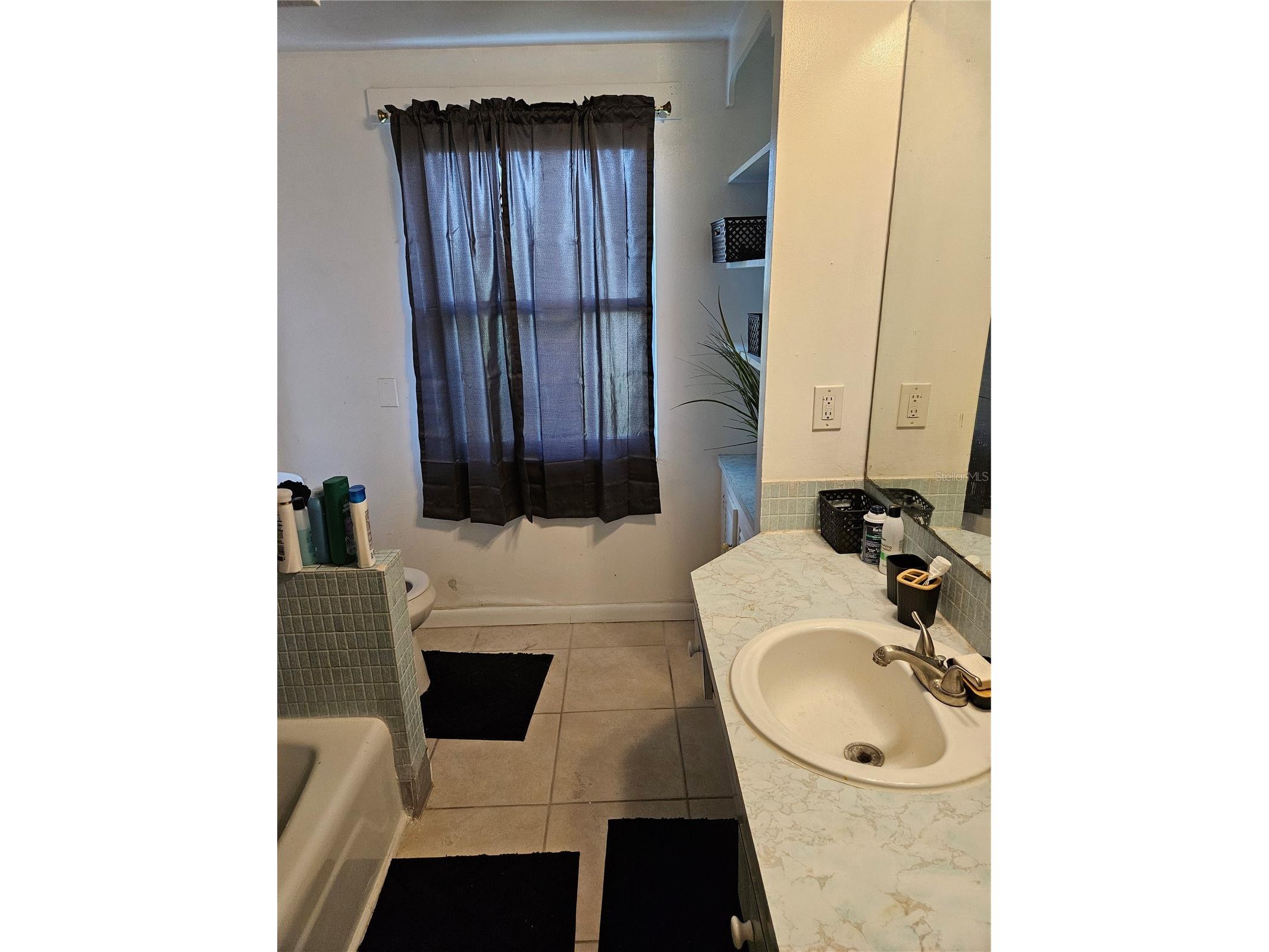 2255 Central Avenue Sarasota FL 34234 A4695874 image8