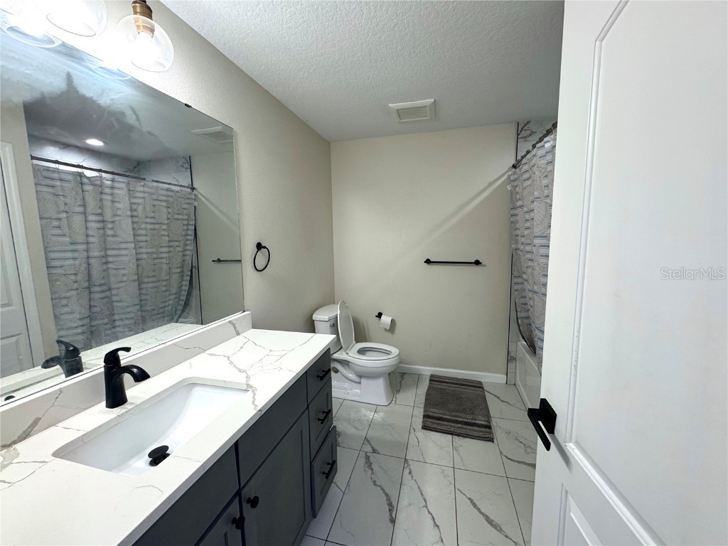 2255 Chester Avenue Sarasota FL 34234 A4643253 image13