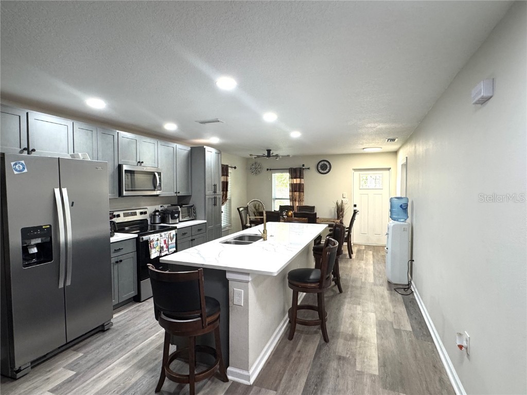 2255 Chester Avenue Sarasota FL 34234 A4643253 image2