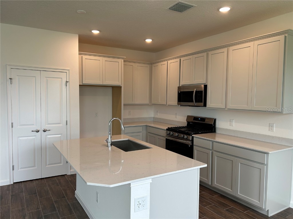 2256 Sirena Lane Mount Dora FL 32757 O6315756 image3