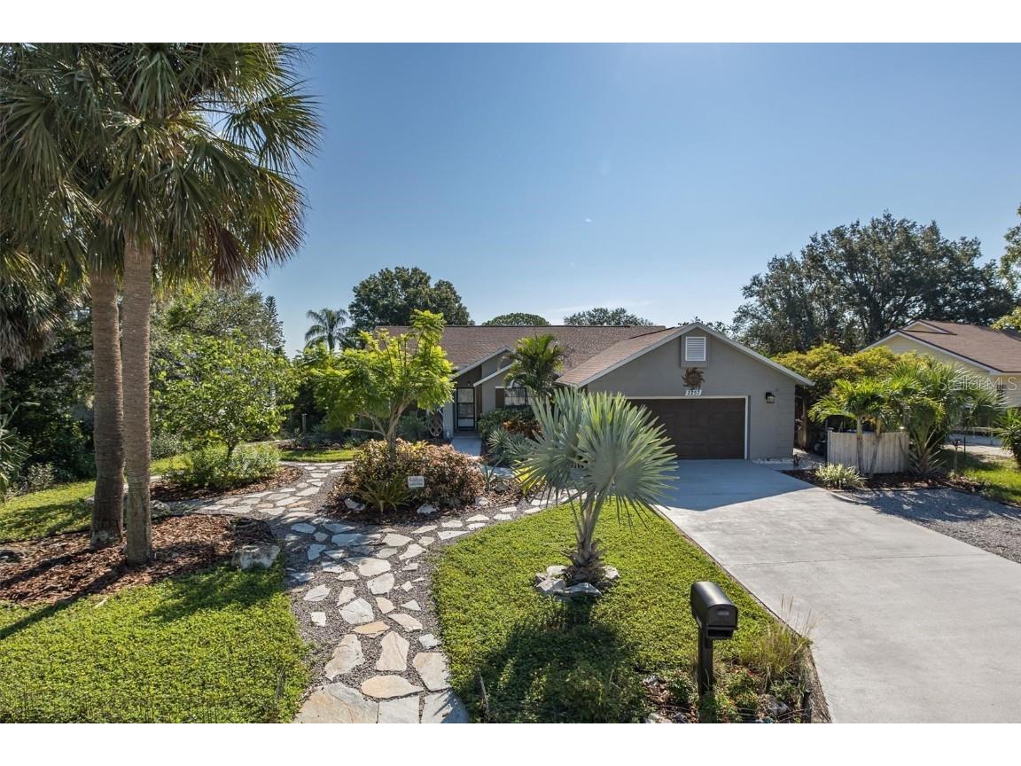 2257 Sand Bay Drive Holiday FL 34691 W7878648 image1