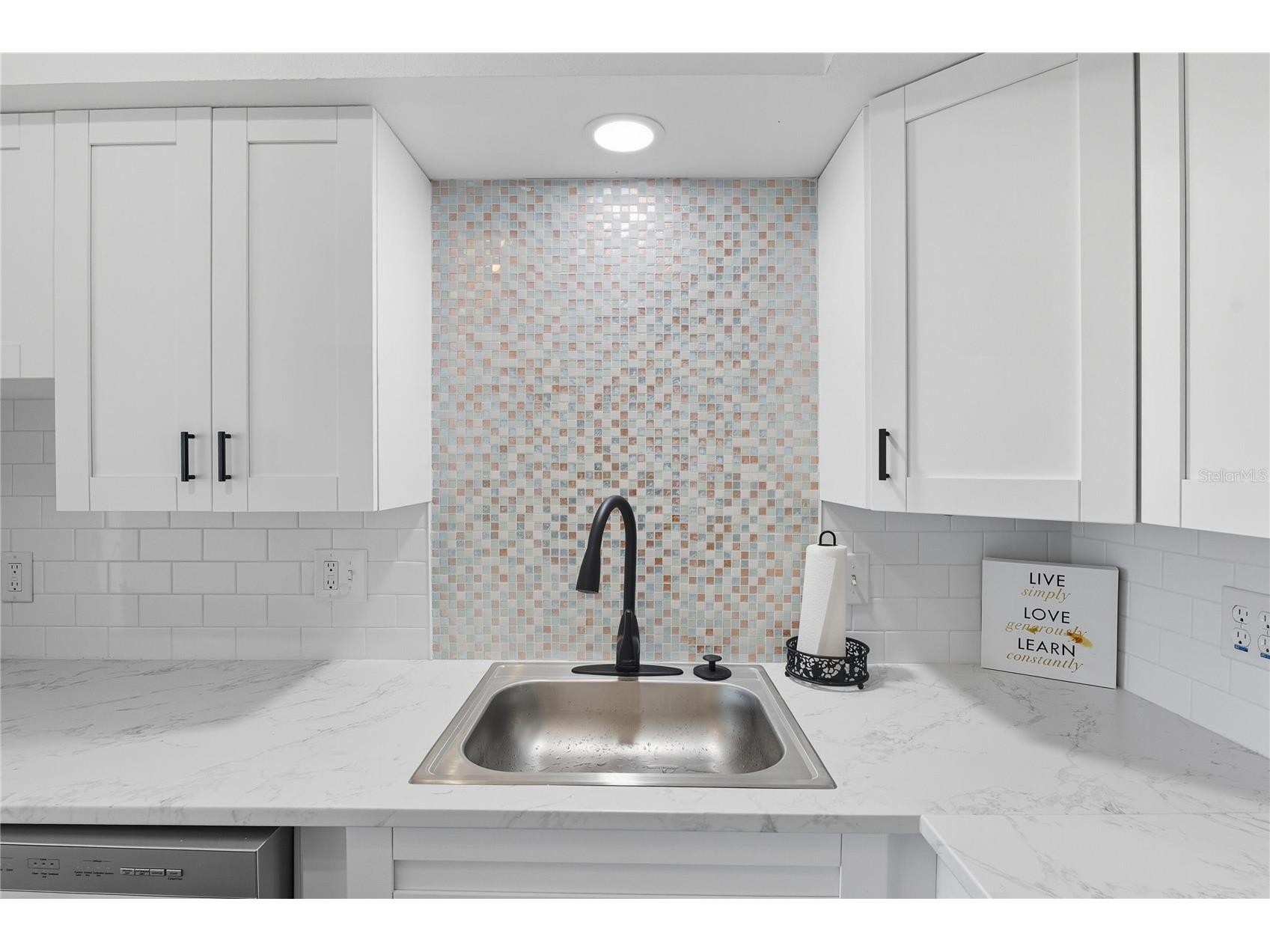 2257 World Parkway Boulevard W #61 Clearwater FL 33763 O6395784 image12