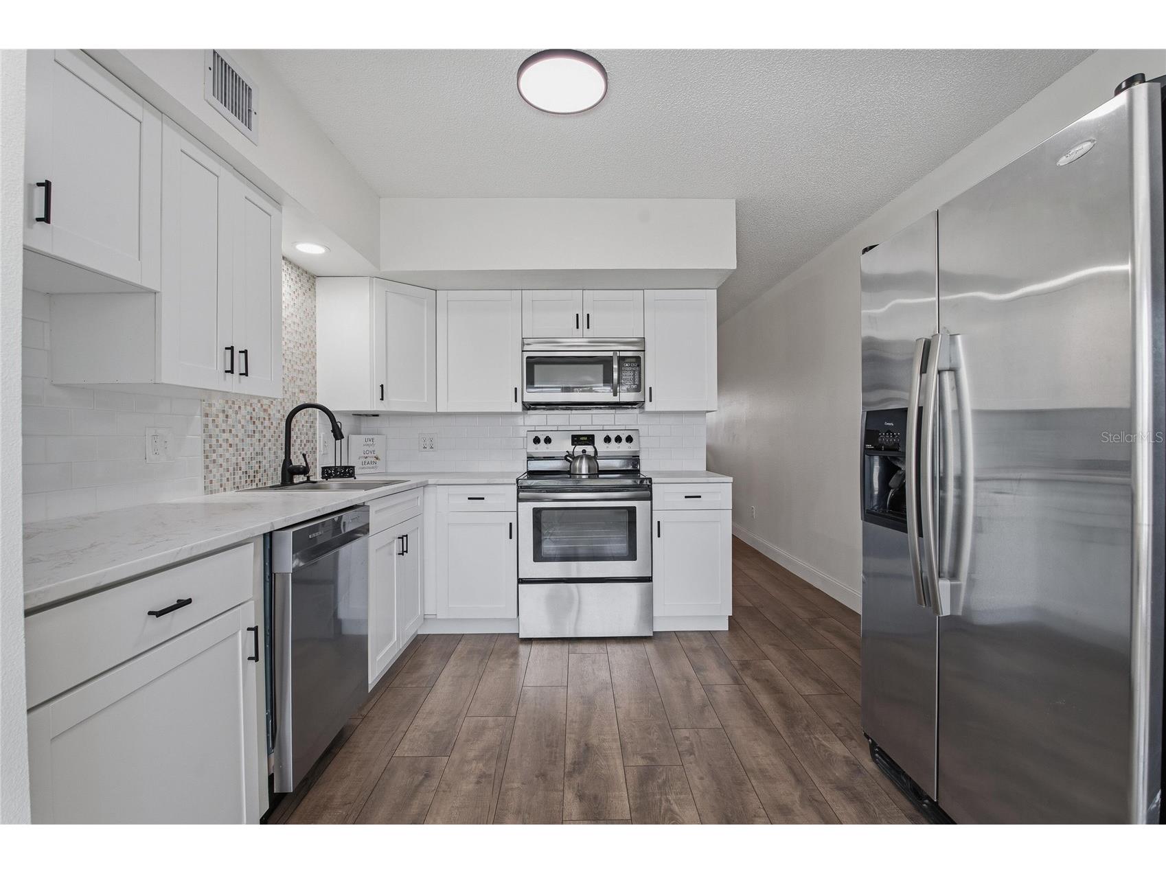2257 World Parkway Boulevard W #61 Clearwater FL 33763 O6395784 image13