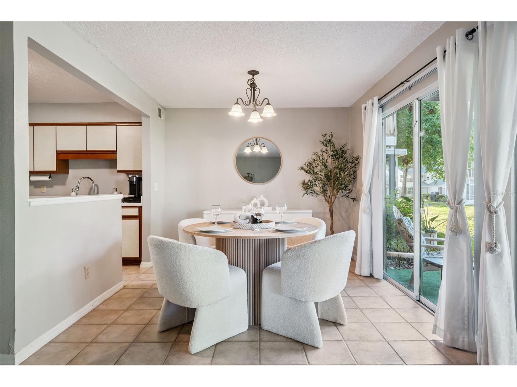 2258 Coach House Boulevard #804 Orlando FL 32812 O6413447 image12