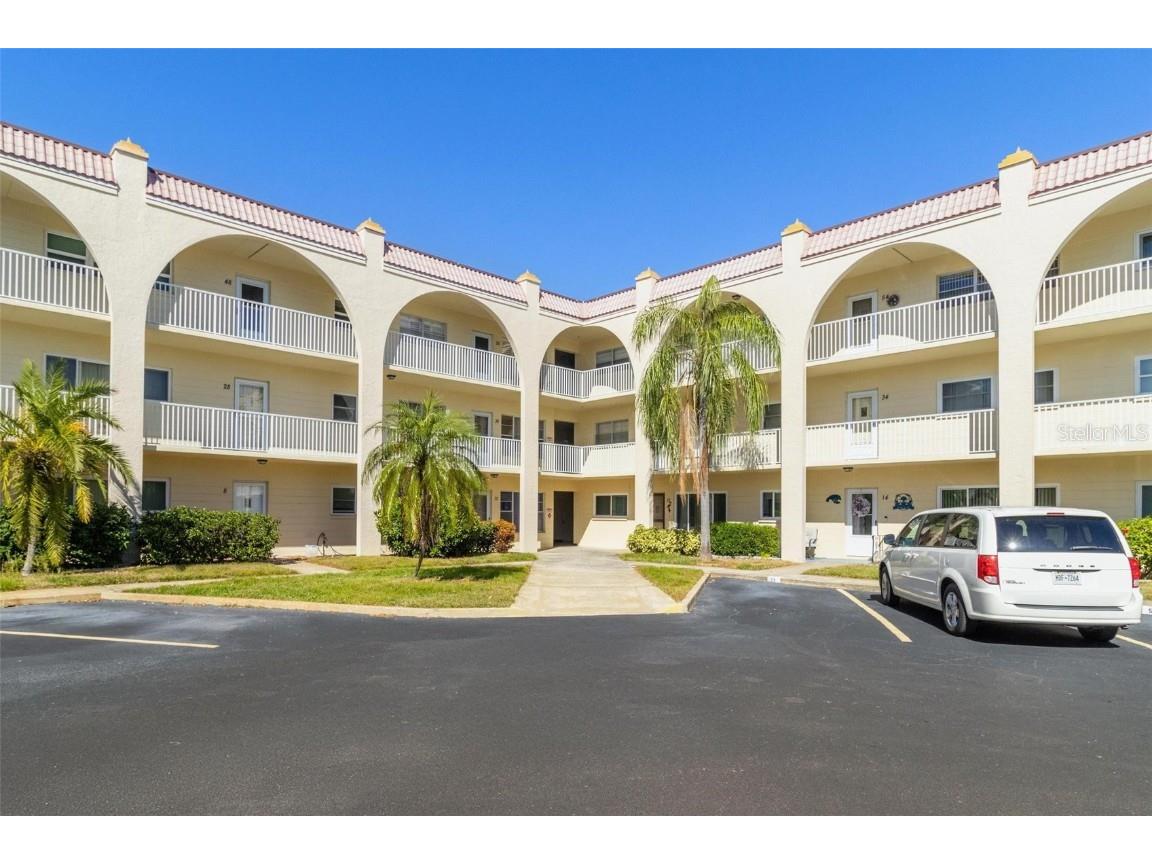 2258 World Parkway Boulevard W #12 Clearwater FL 33763 TB8326300 image1