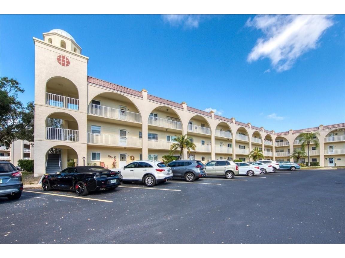 2258 World Parkway Boulevard W #22 Clearwater FL 33763 J960365 image1
