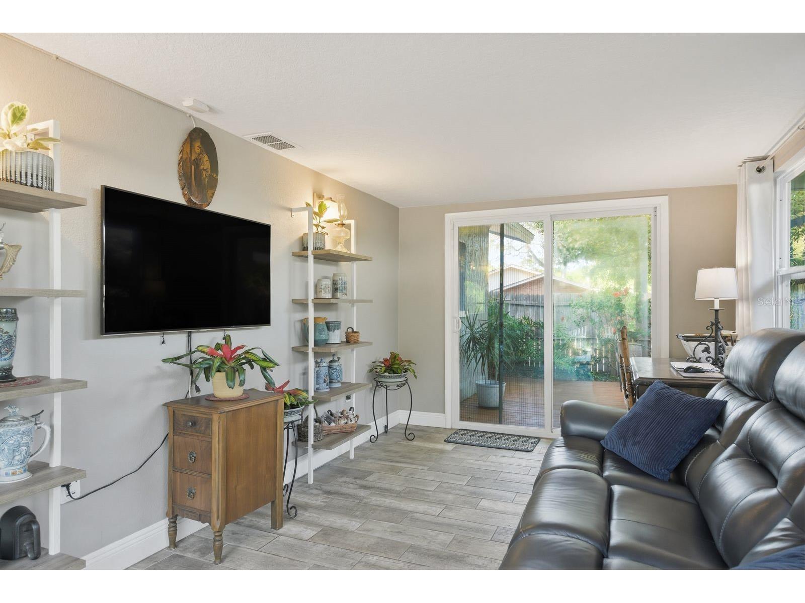 2259 Lemon Court Dunedin FL 34698 TB8488606 image17