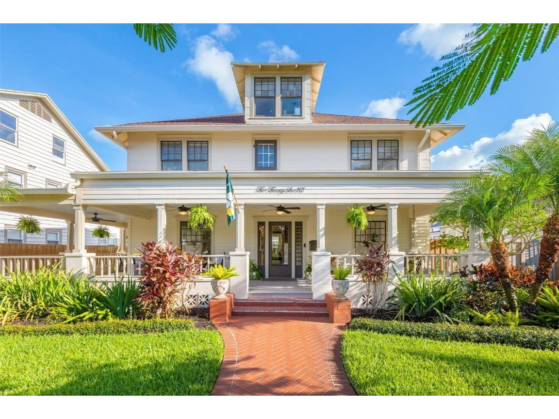 226 10th Avenue NE Saint Petersburg FL 33701 U8205867 image1