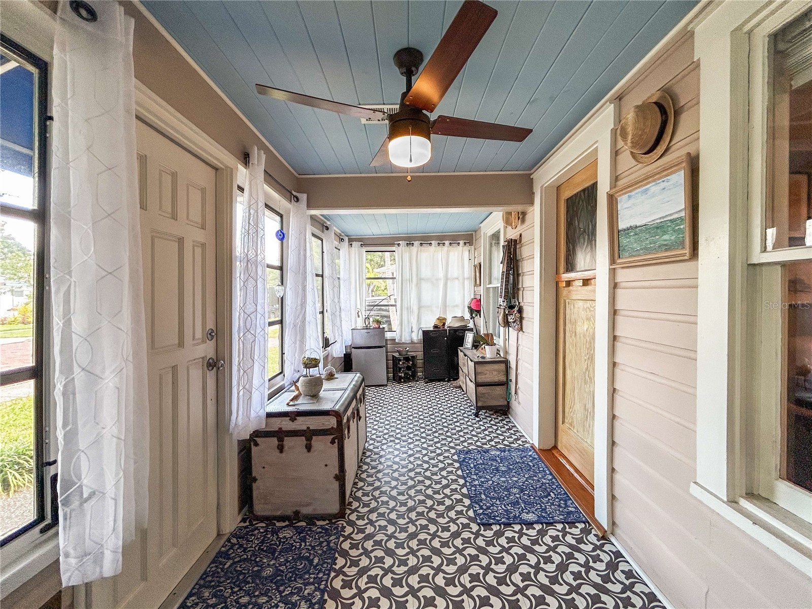 226 21st Avenue N Saint Petersburg FL 33704 TB8495054 image2