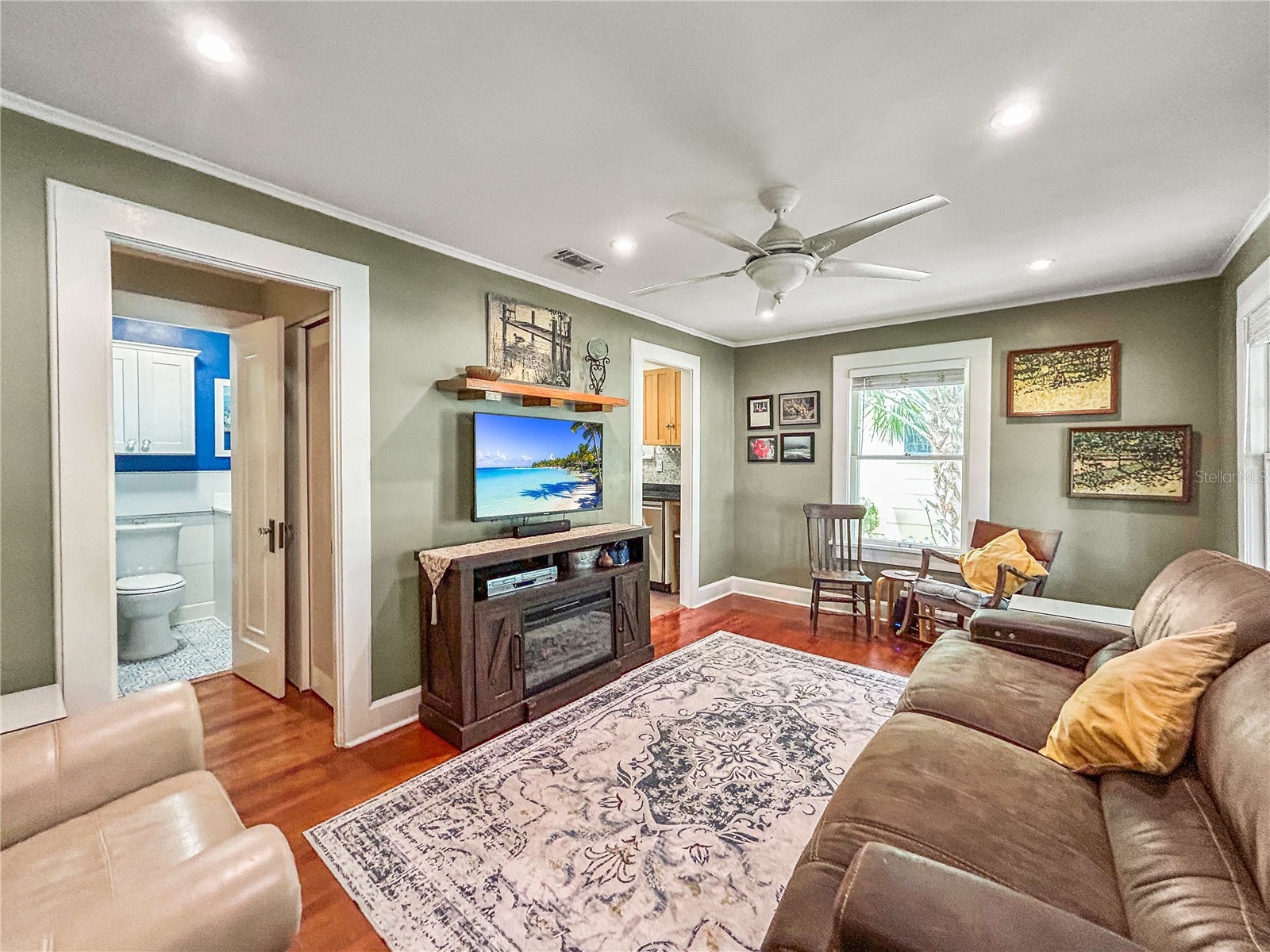 226 21st Avenue N Saint Petersburg FL 33704 TB8495054 image5