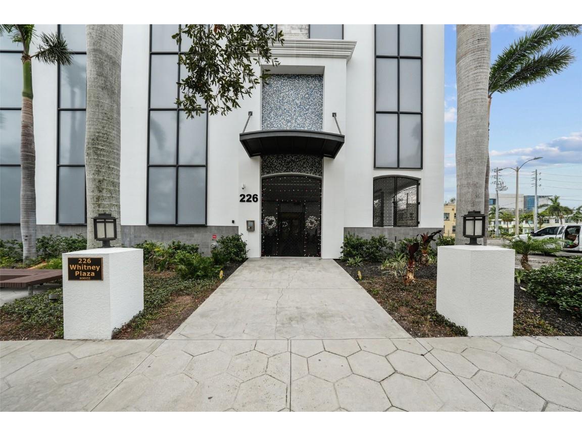 226 5th Avenue N #1106 Saint Petersburg FL 33701 TB8337576 image1