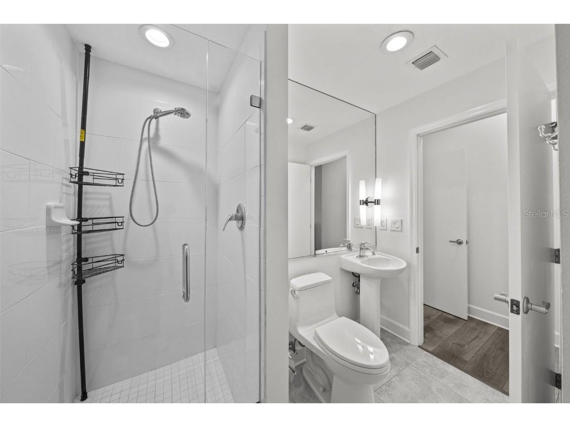 226 5th Avenue N #1106 Saint Petersburg FL 33701 TB8337576 image11