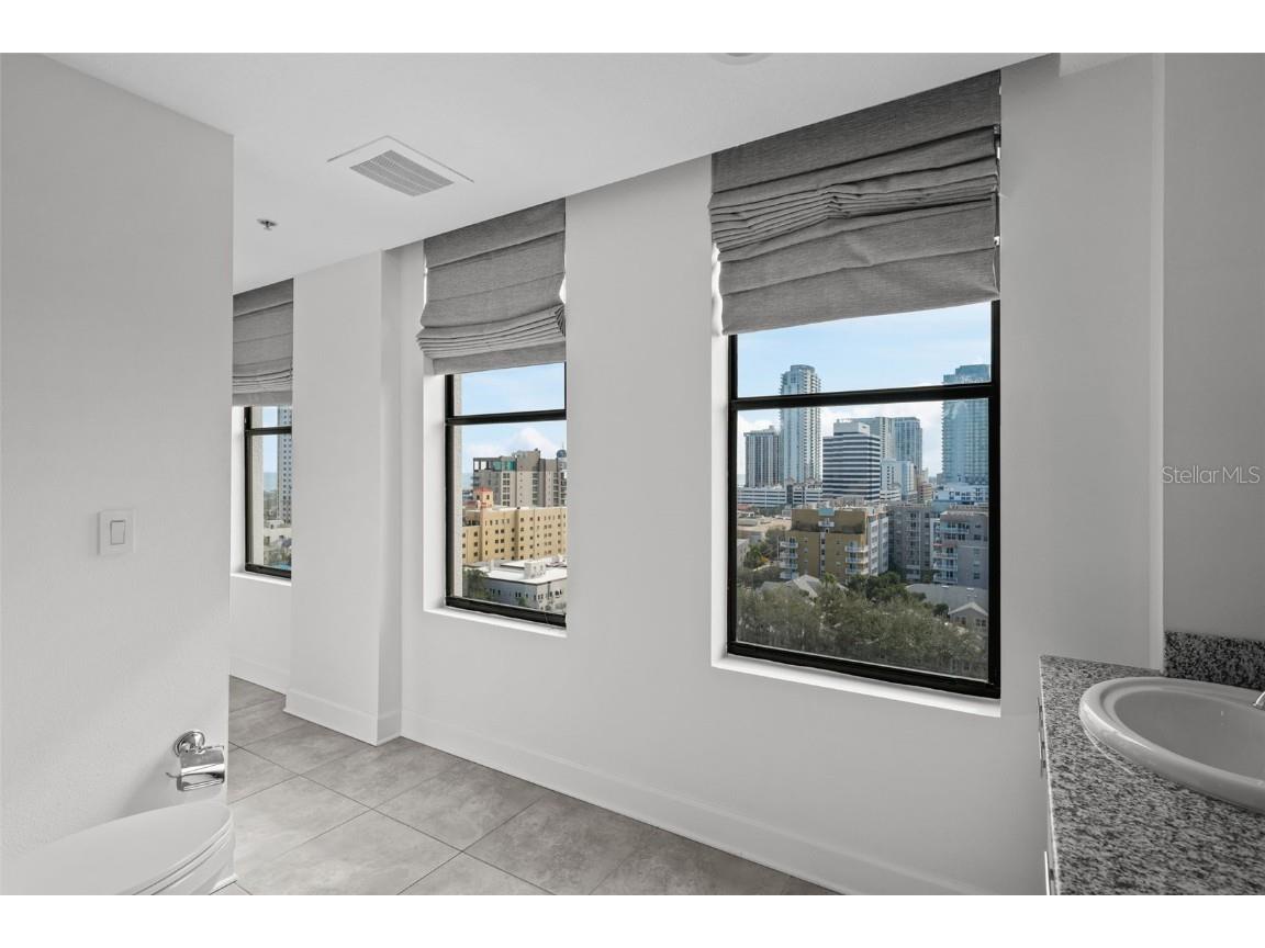 226 5th Avenue N #1106 Saint Petersburg FL 33701 TB8337576 image32