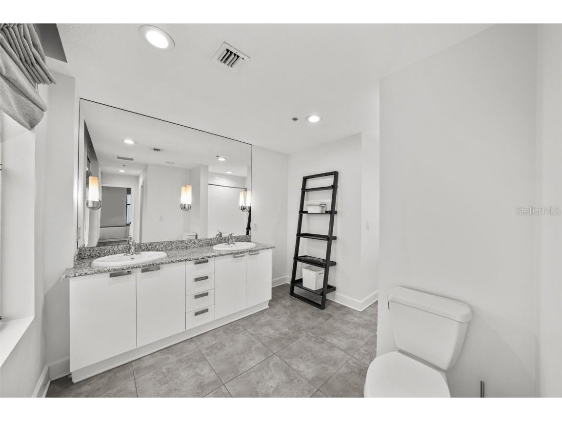 226 5th Avenue N #1106 Saint Petersburg FL 33701 TB8337576 image35