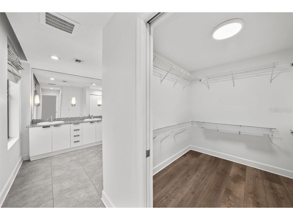 226 5th Avenue N #1106 Saint Petersburg FL 33701 TB8337576 image37