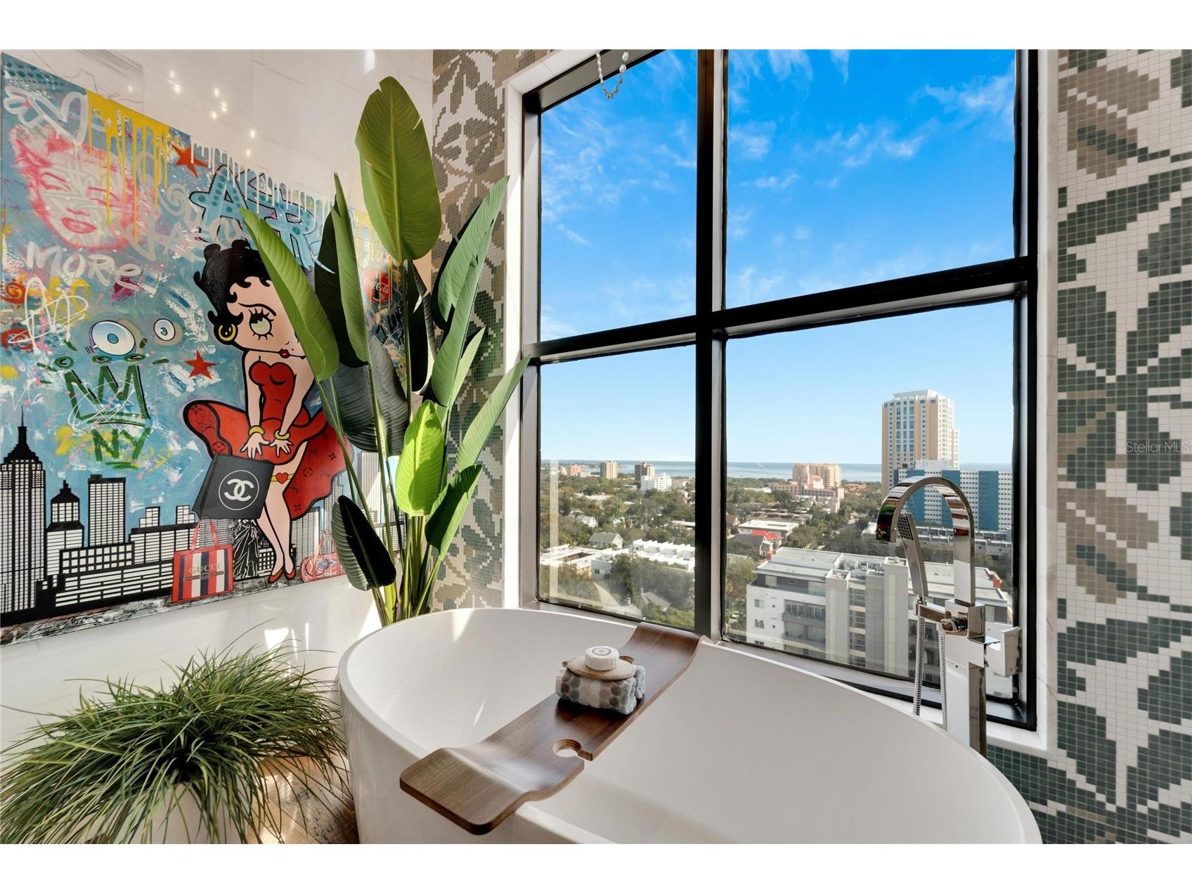 226 5th Avenue N #1406 Saint Petersburg FL 33701 TB8428257 image41