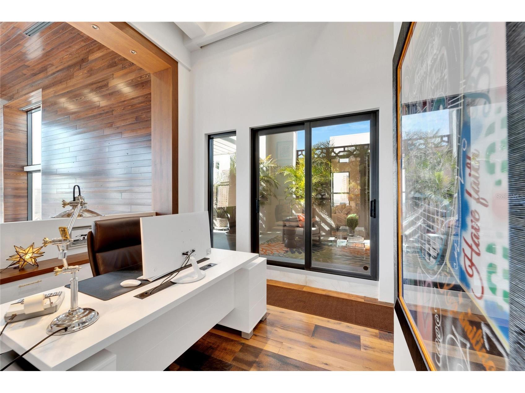 226 5th Avenue N #1406 Saint Petersburg FL 33701 TB8428257 image45