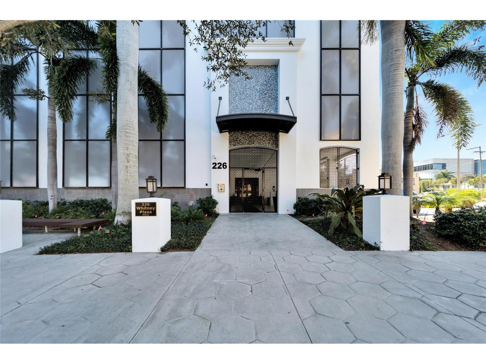 226 5th Avenue N #1406 Saint Petersburg FL 33701 TB8428257 image56