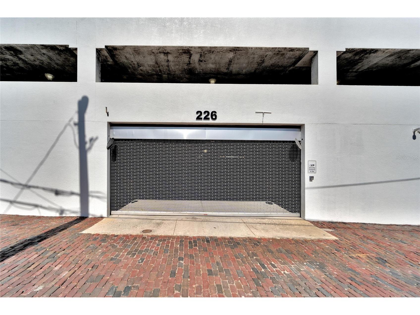 226 5th Avenue N #1406 Saint Petersburg FL 33701 TB8428257 image86