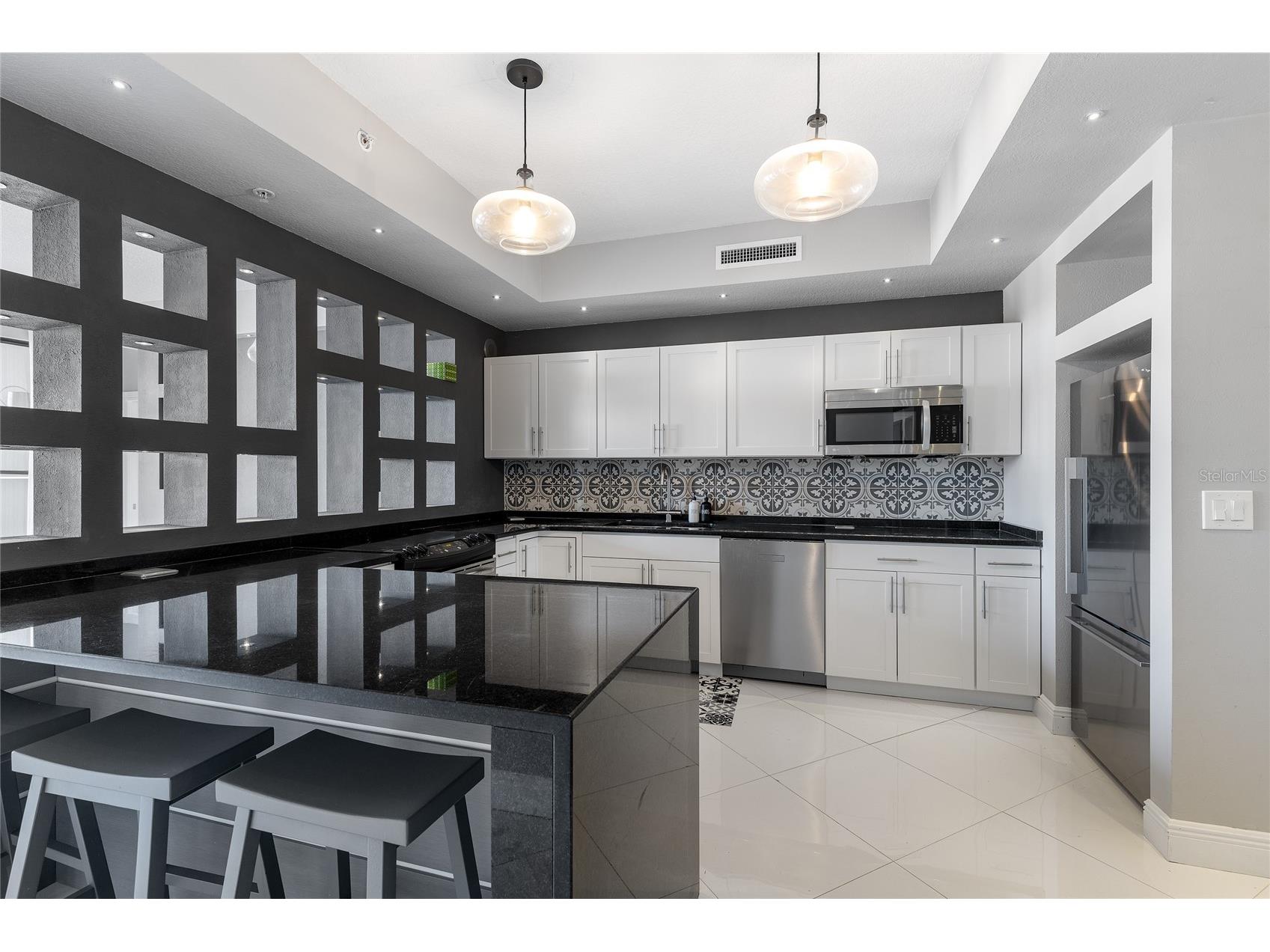 226 5th Avenue N #601 Saint Petersburg FL 33701 TB8472050 image13