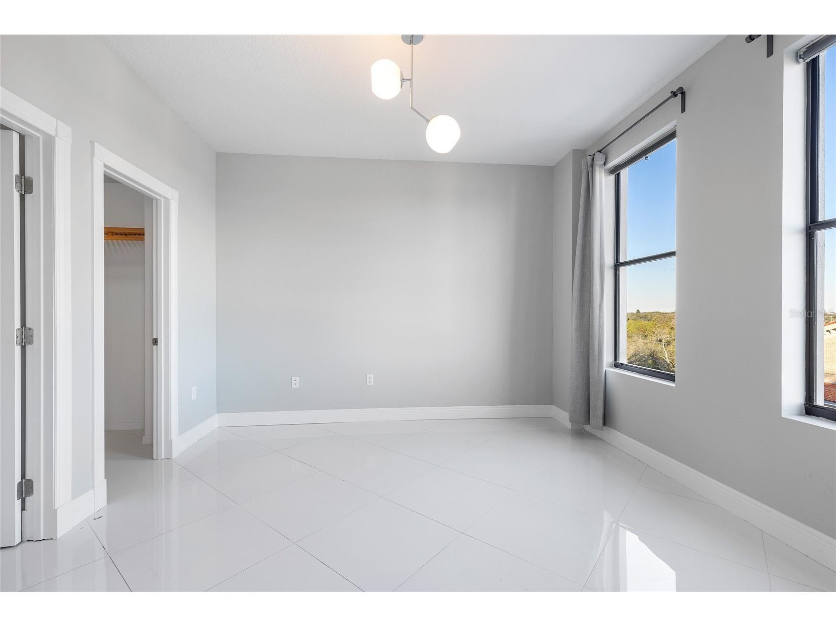 226 5th Avenue N #601 Saint Petersburg FL 33701 TB8472050 image23