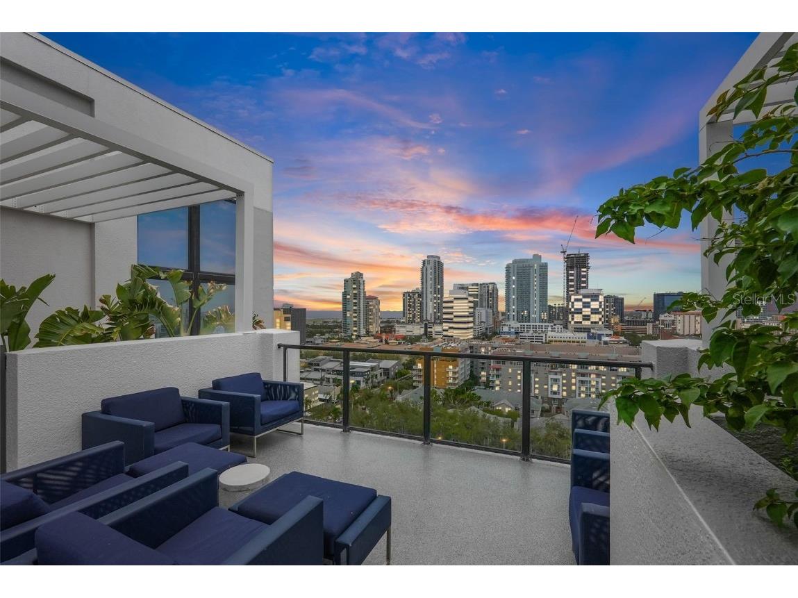 226 5th Avenue N #604 Saint Petersburg FL 33701 TB8319840 image1