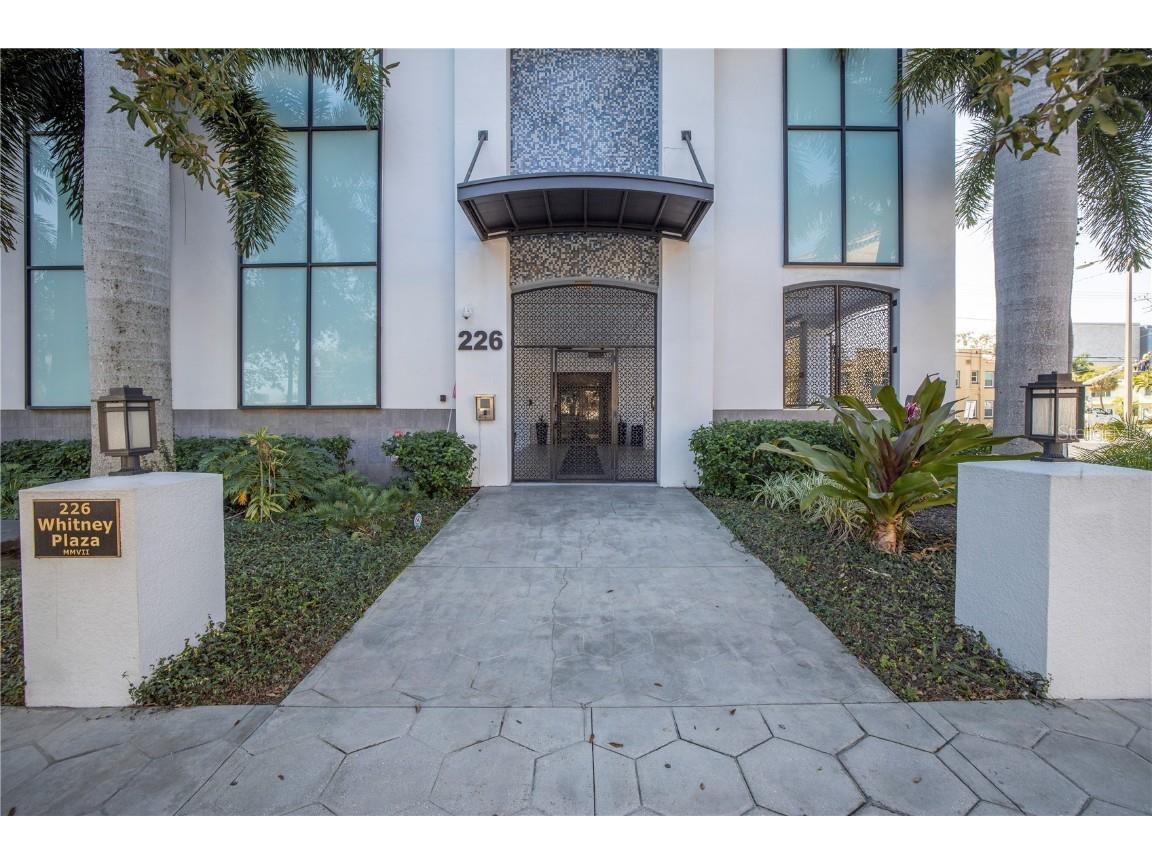 226 5th Avenue N #M-06 Saint Petersburg FL 33701 U8211451 image1
