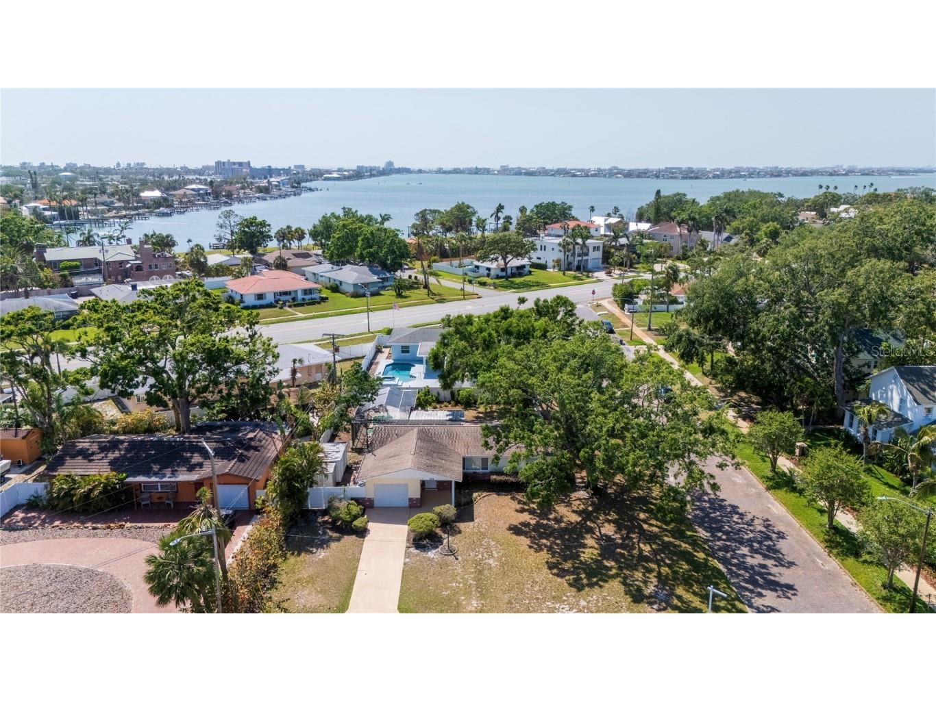 226 75th Street N Saint Petersburg FL 33710 TB8452689 image39