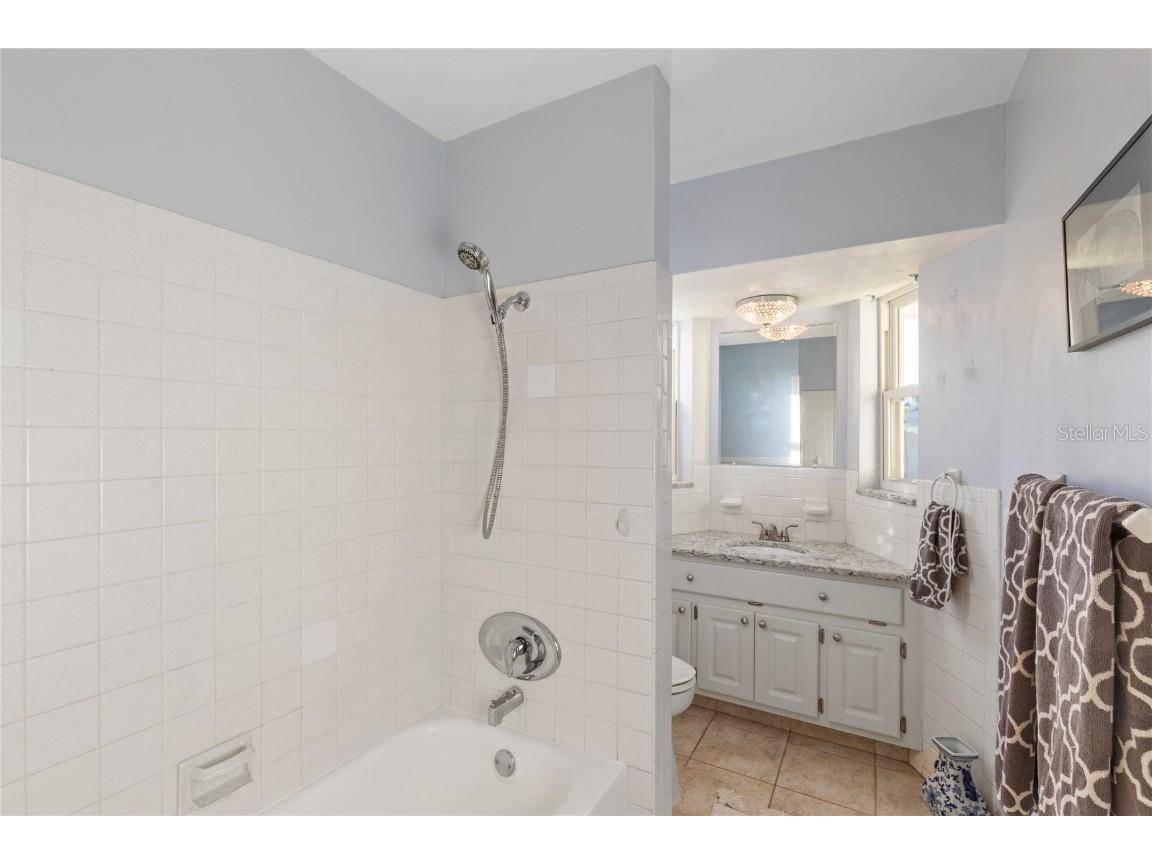 226 75th Street N Saint Petersburg FL 33710 TB8452689 image7