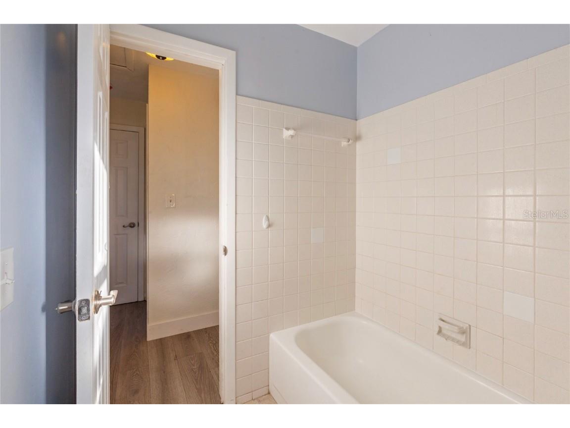 226 75th Street N Saint Petersburg FL 33710 TB8452689 image9