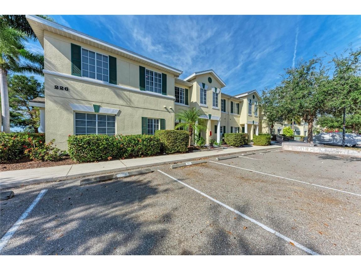226 Cape Harbour Loop #104 Bradenton FL 34212 A4673983 image39