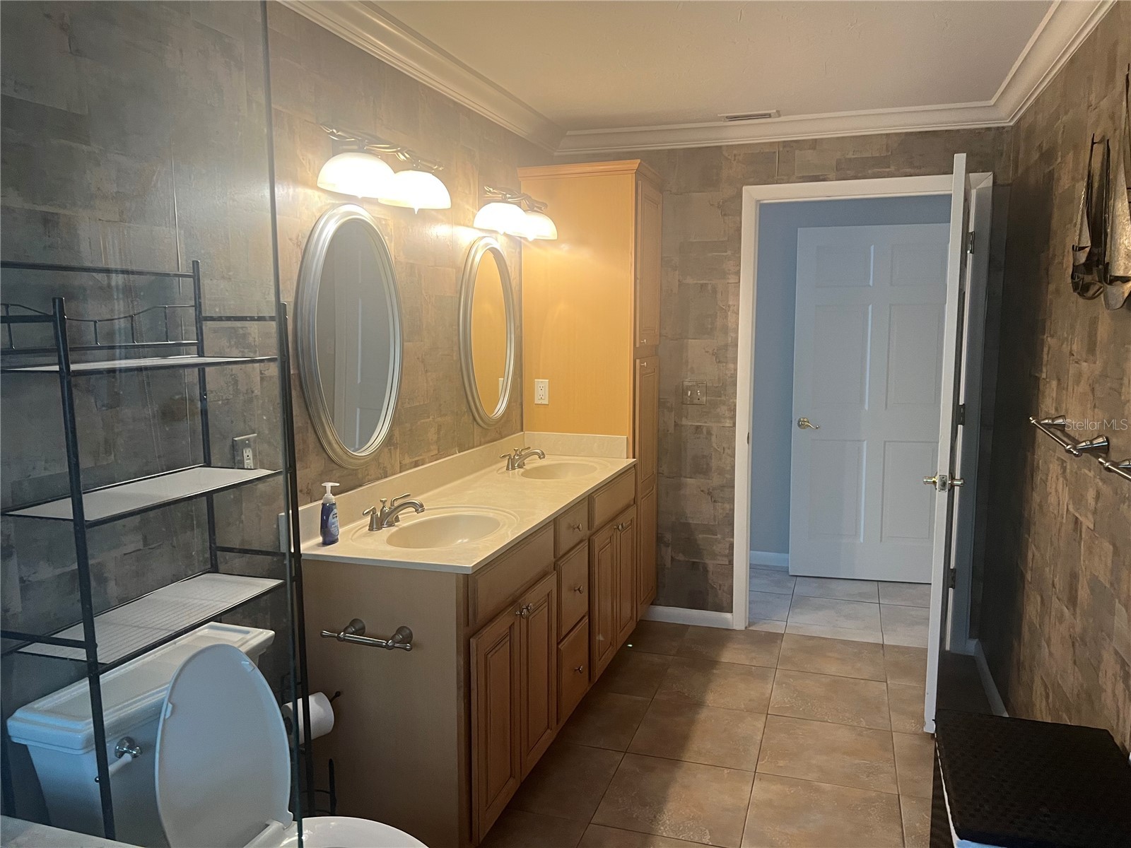 226 Delmar Ave Sarasota FL 34243 A4691817 image24