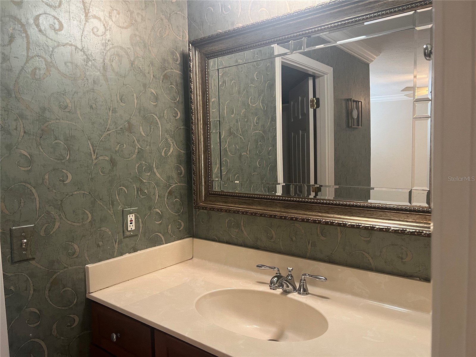 226 Delmar Ave Sarasota FL 34243 A4691817 image32