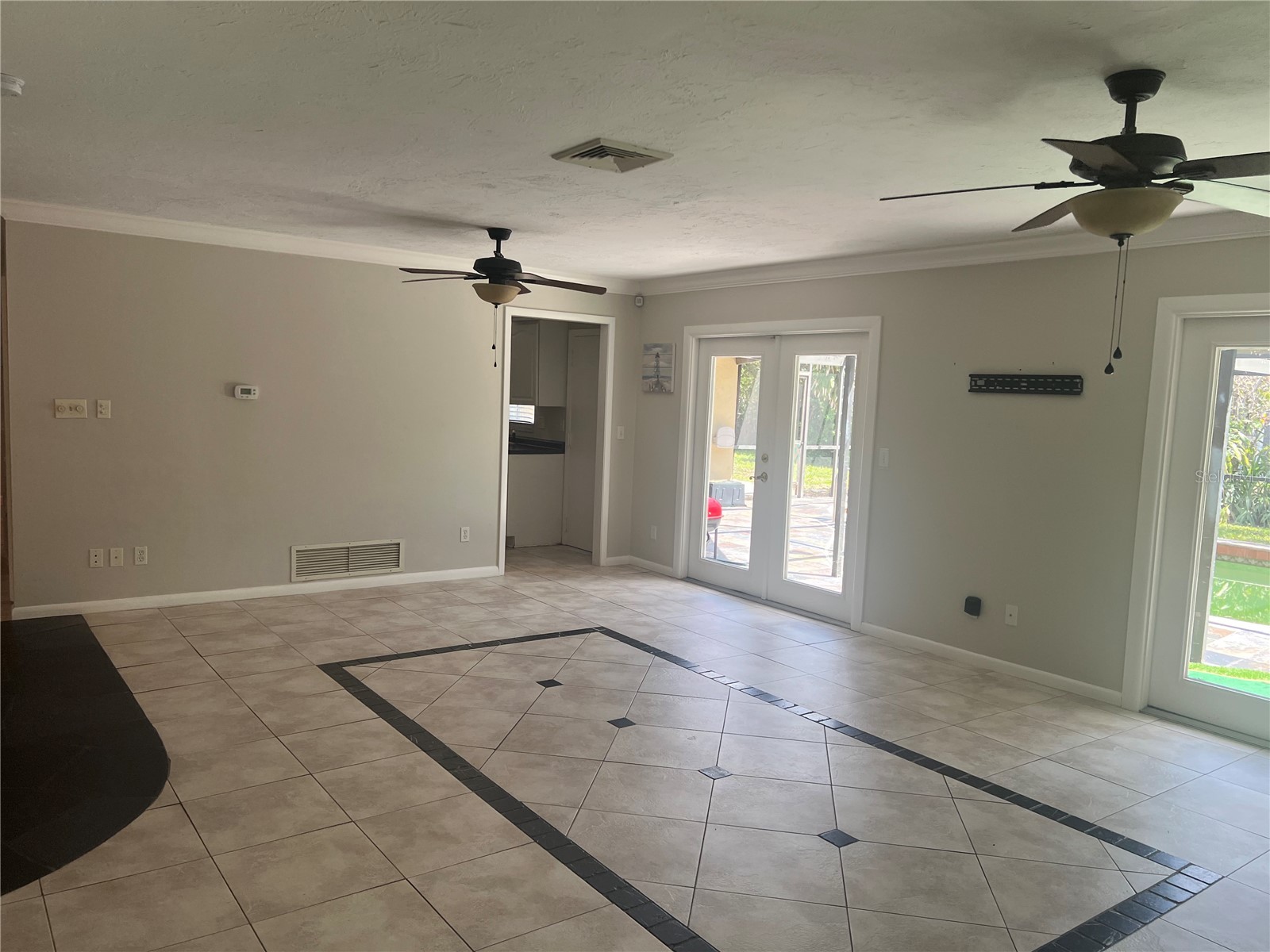 226 Delmar Ave Sarasota FL 34243 A4691817 image6